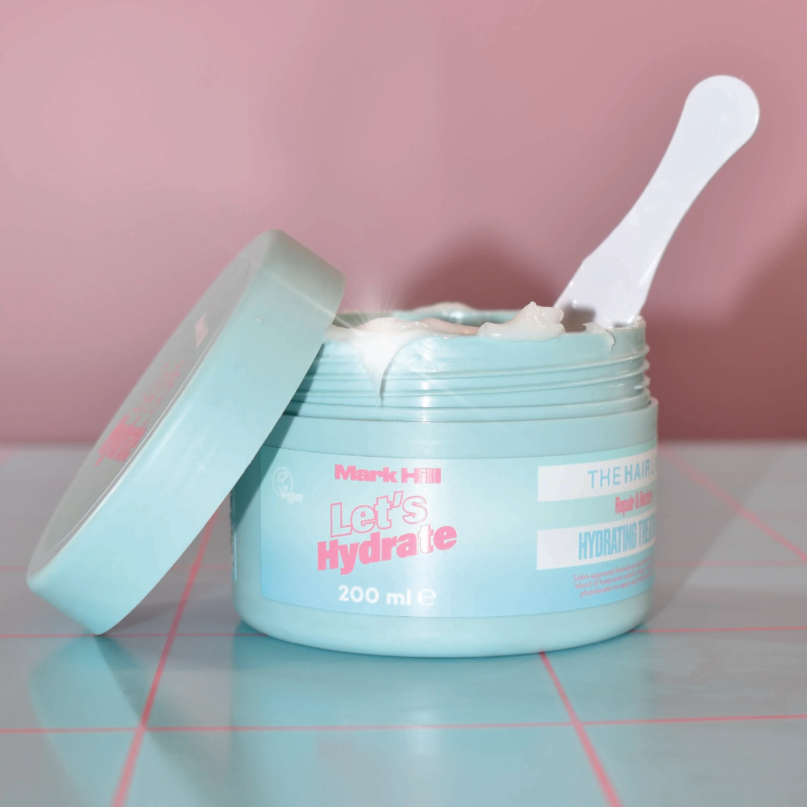 Let's Hydrate Hydrating Treatment 200ml - Image 2